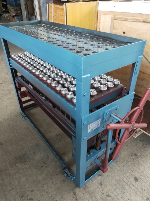 Máquina para Fabricación de Velas en Forma de Vaso — Vista de detalle 1